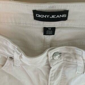 DKNY White Jeans Pristine Denim Essential